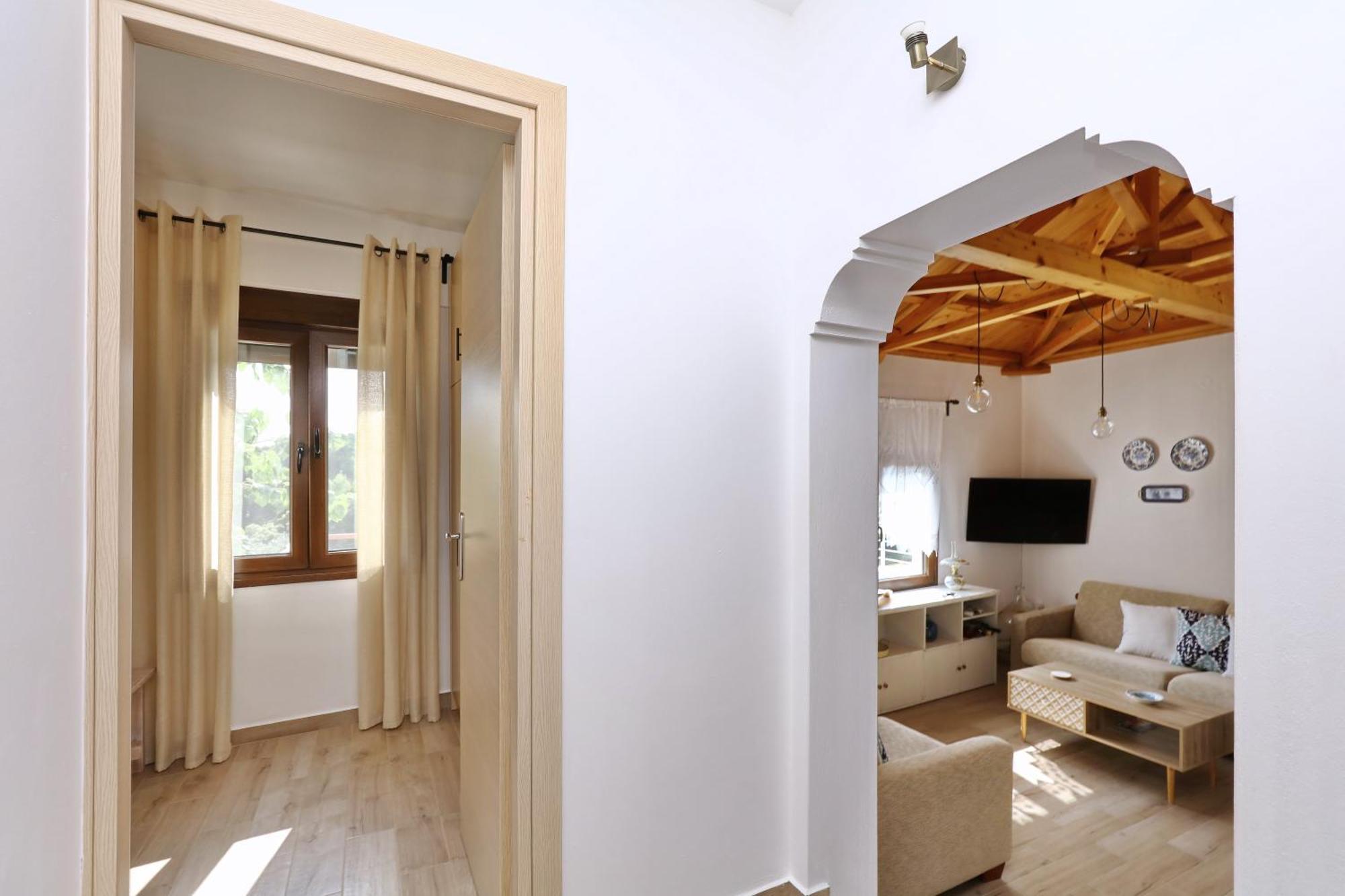 Diakopi Villa Skopelos Town Exterior photo